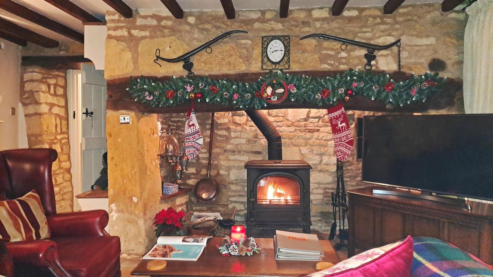 Holiday home Graziers - Character Cotswold With Inglenook, Parking And Pub Nearby